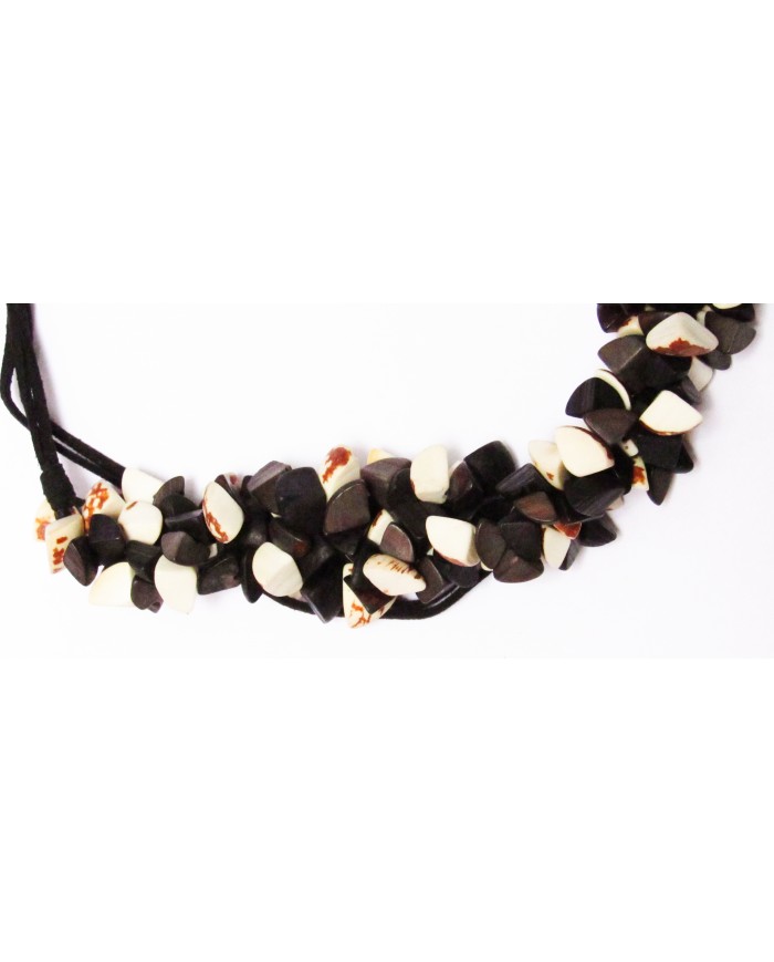 GARGANTILLA TAGUA PICADA