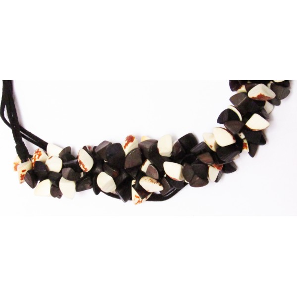 GARGANTILLA TAGUA PICADA