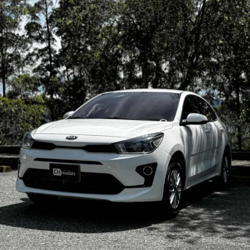KIA RIO 1.4  MECANICO  - MODELO 2022 - 68.000 KM