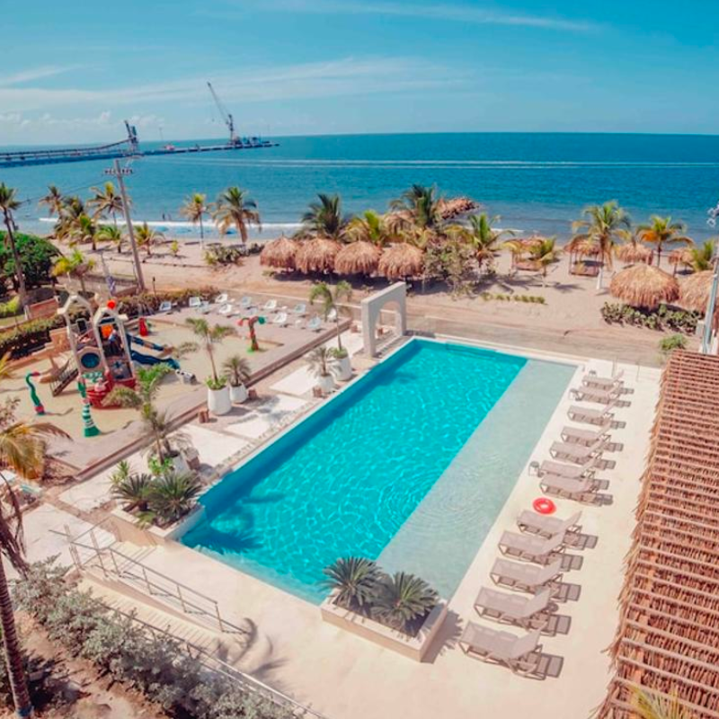 TOLÚ - HOTEL LOA ALOJAMIENTO